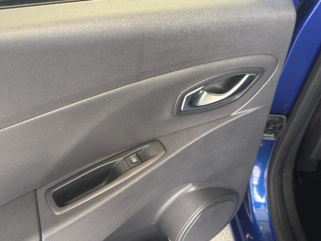 RENAULT Clio dCi 8V 75 CV 5 porte Moschino Intens