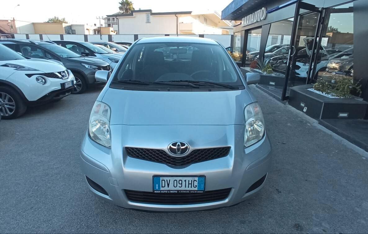 Toyota Yaris 1.0 CON 76 MILA KM