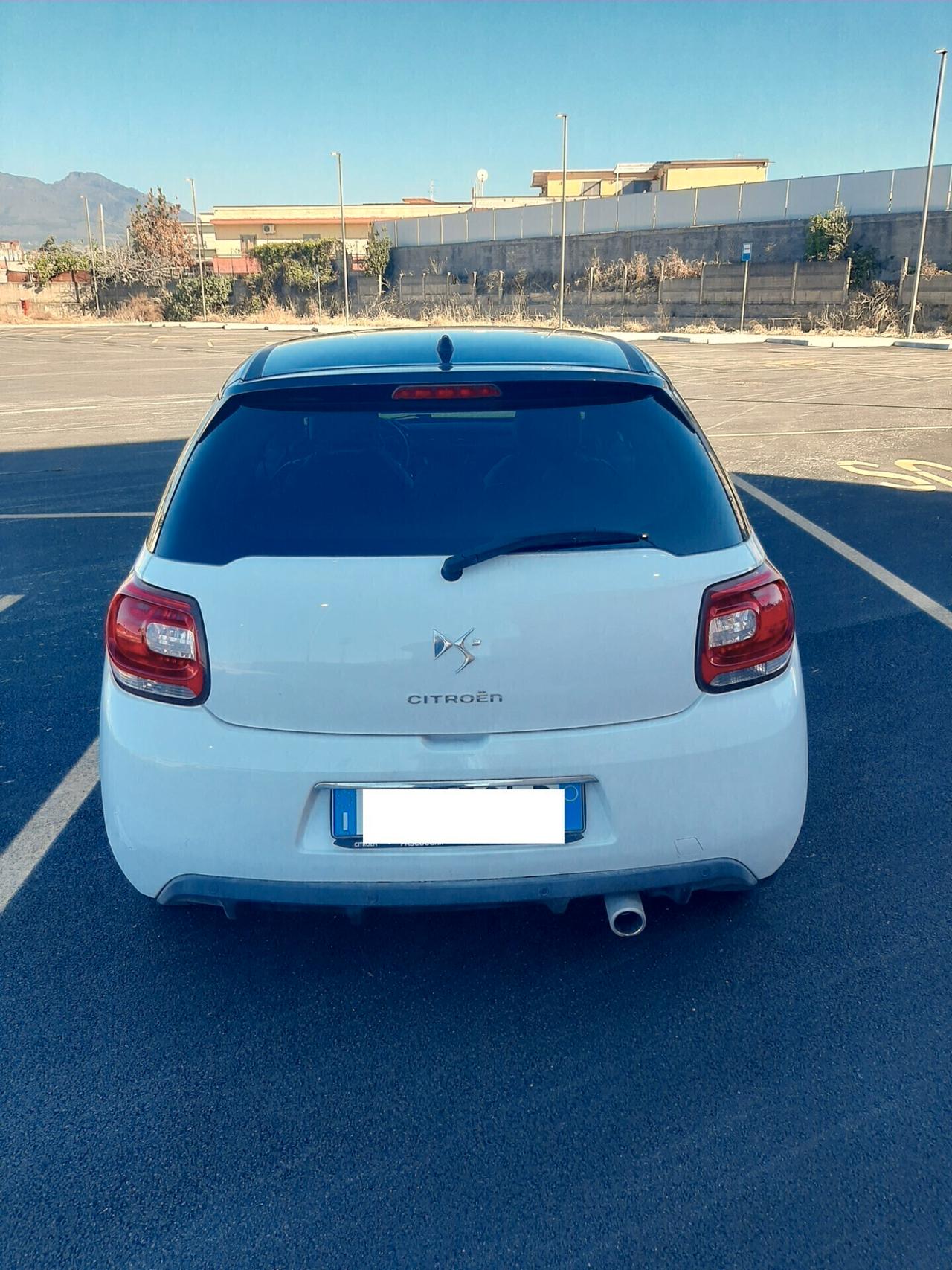 Ds DS3 DS 3 1.6 e-HDi 90 airdream Just Black ADATTA A NEOPATENTATI