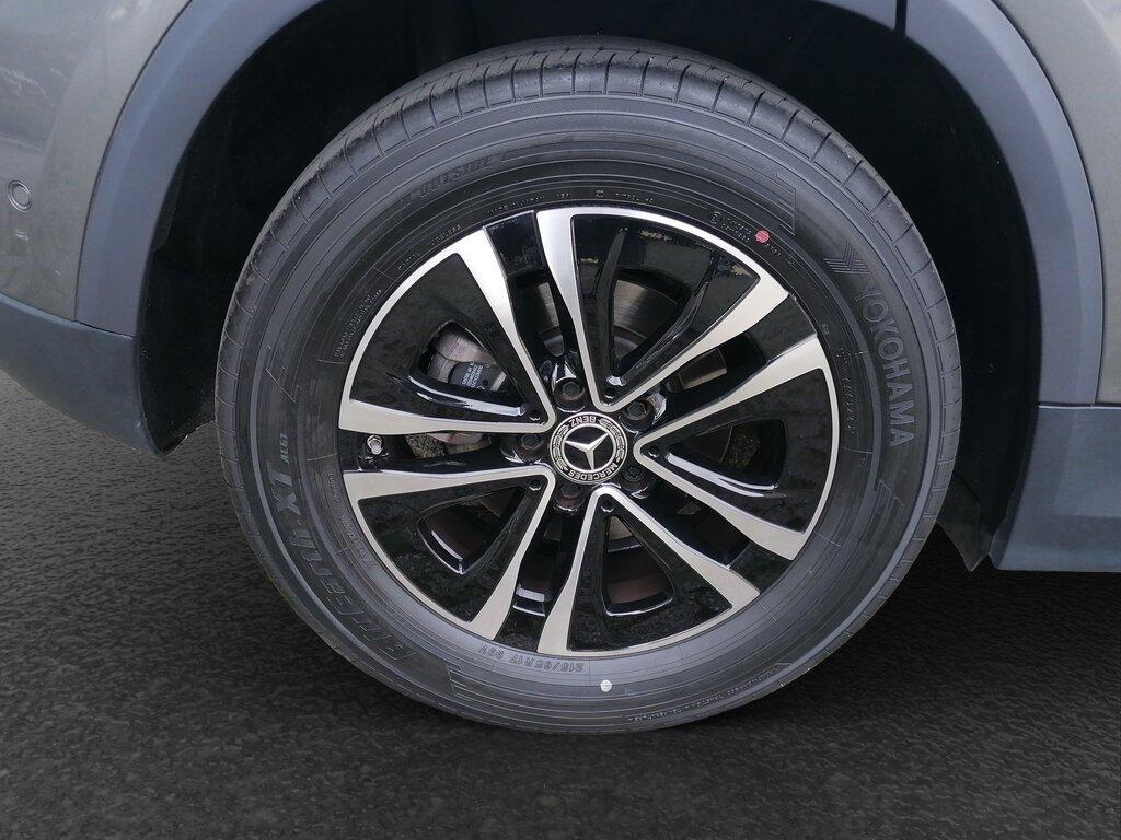 Mercedes GLA 180 180 Progressive Advanced Plus 7G-DCT