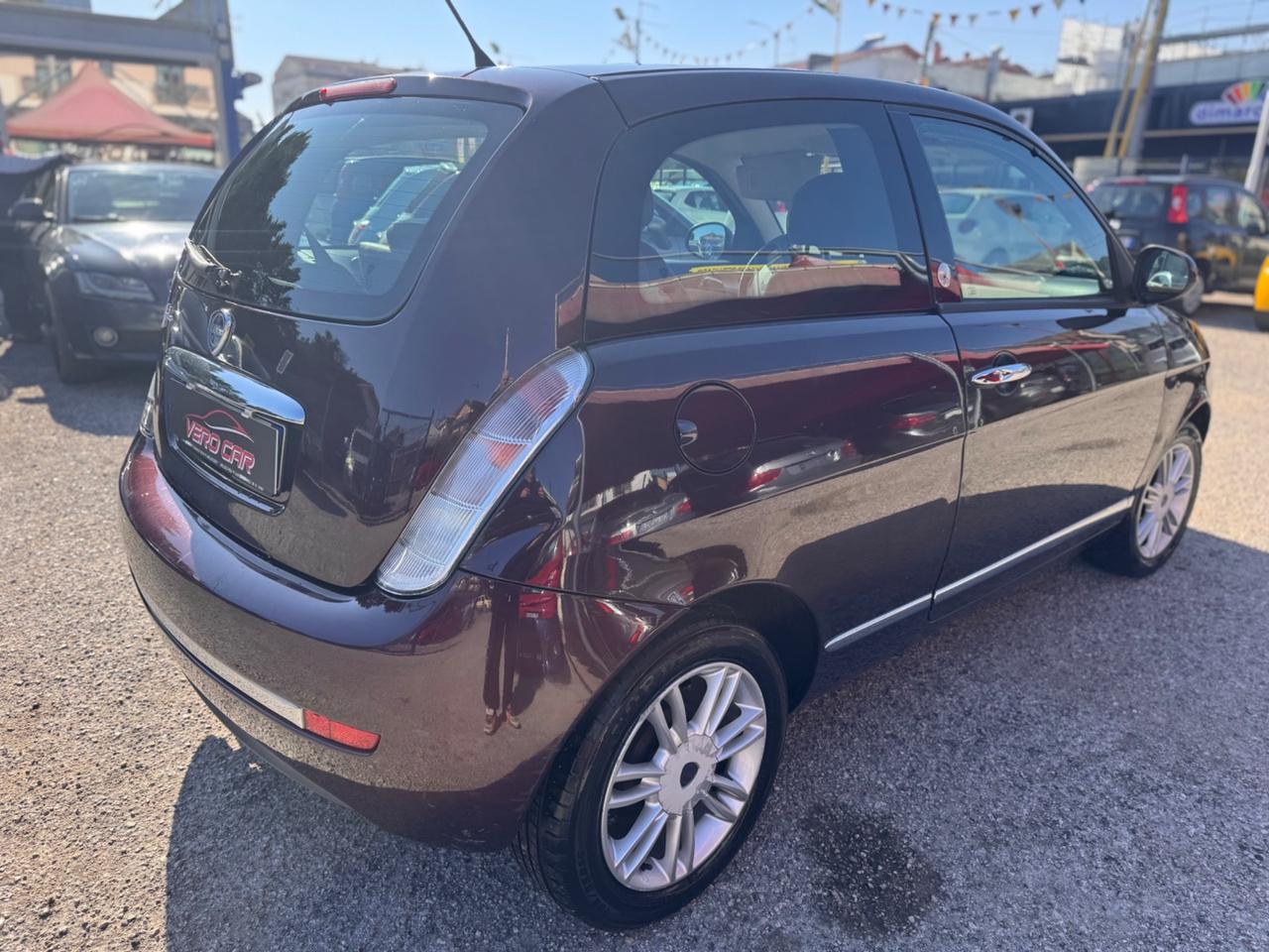 Lancia Ypsilon 1.4 Platino Ecochic GPL
