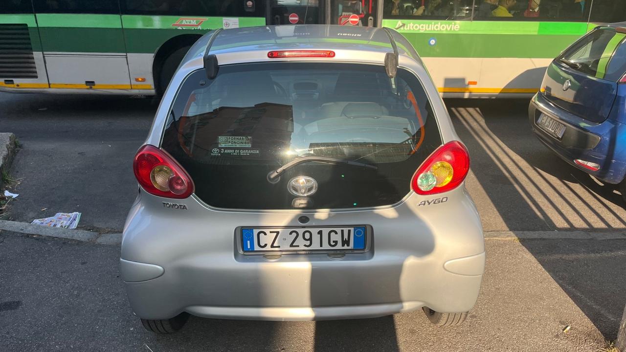 Toyota Aygo 1.0 12V VVT-i 3 porte