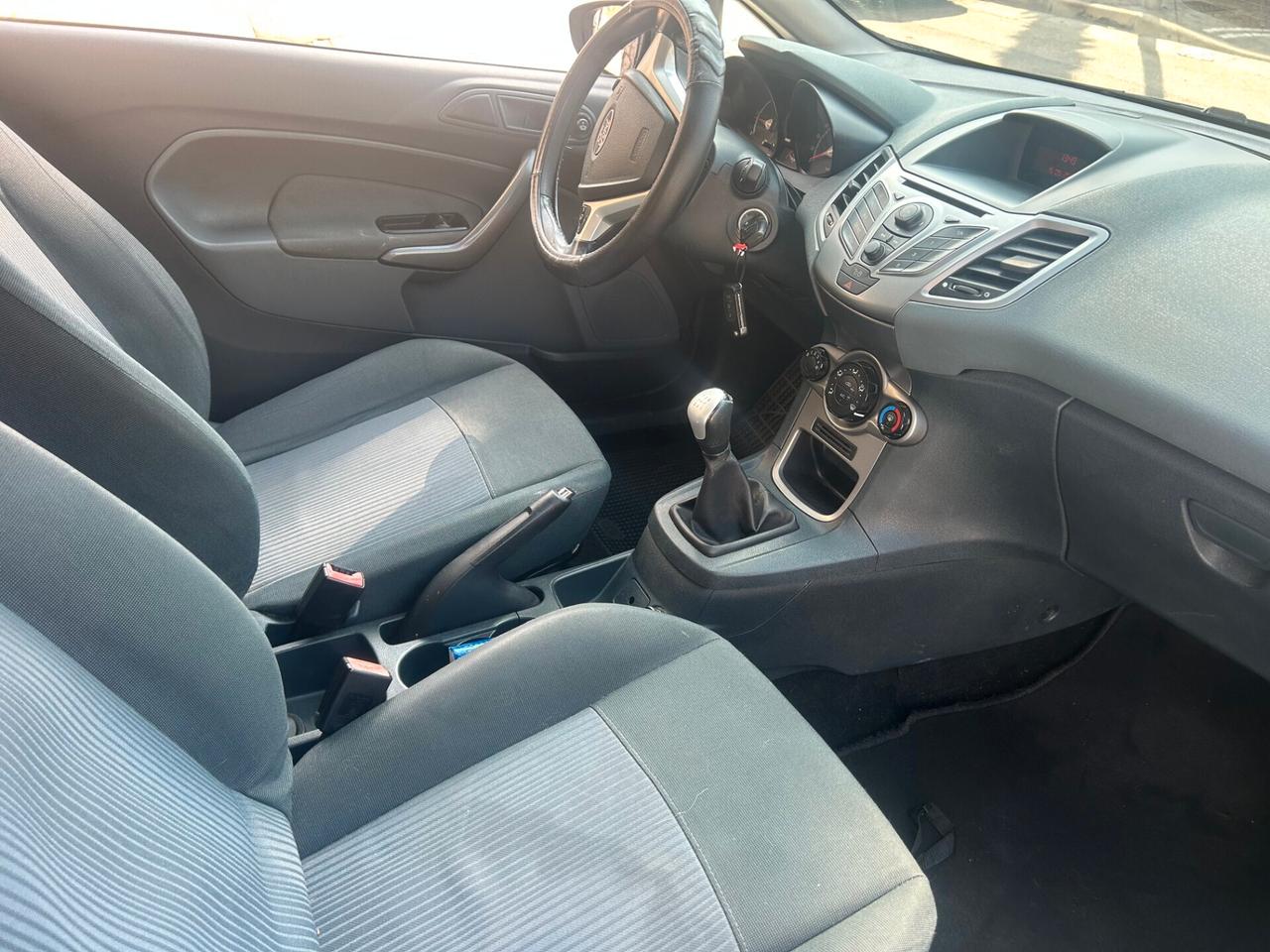 Ford Fiesta 1.6 TDCi 95CV 3 porte Tit.