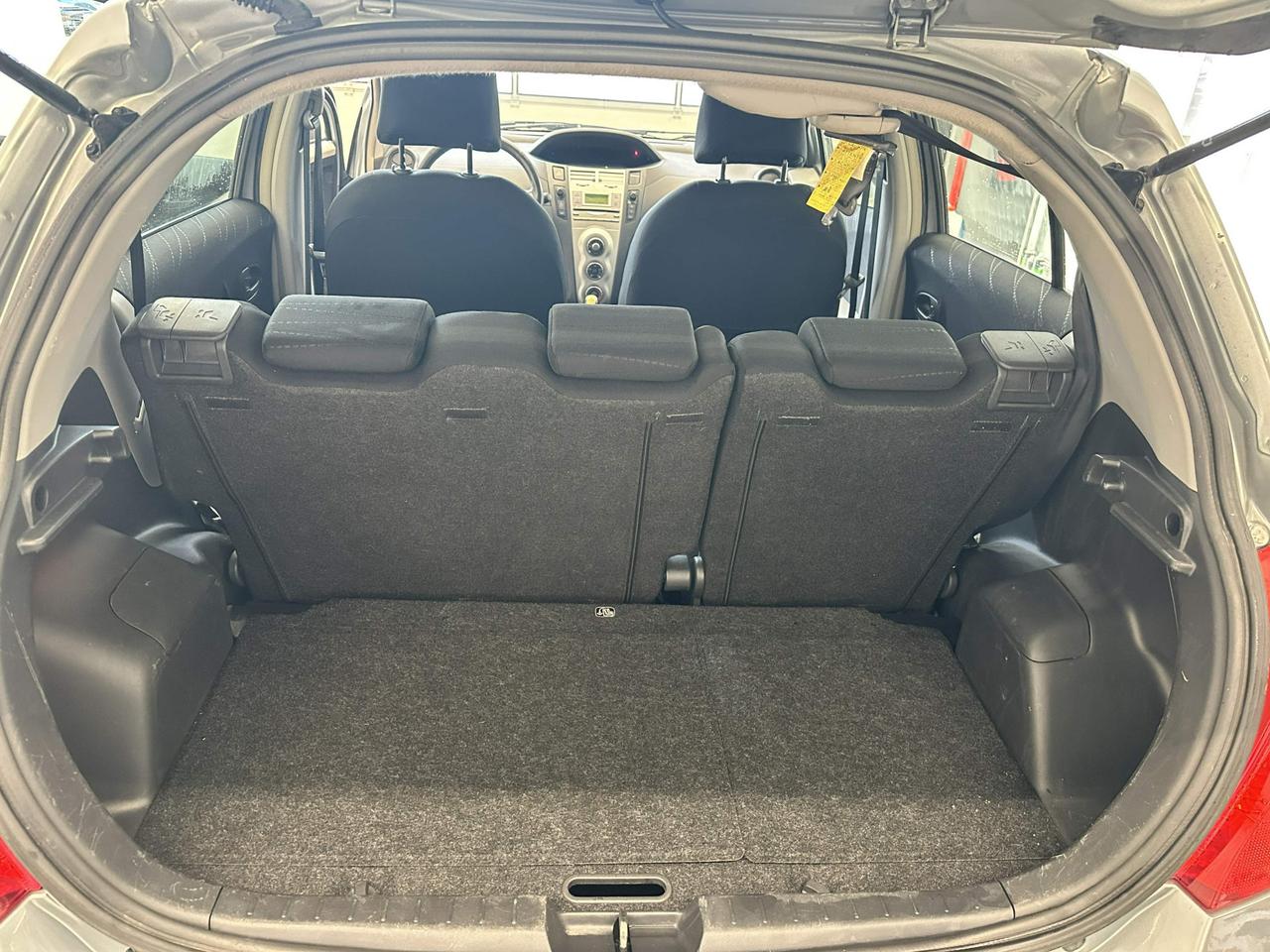 Toyota Yaris 5p 1.0 Sol