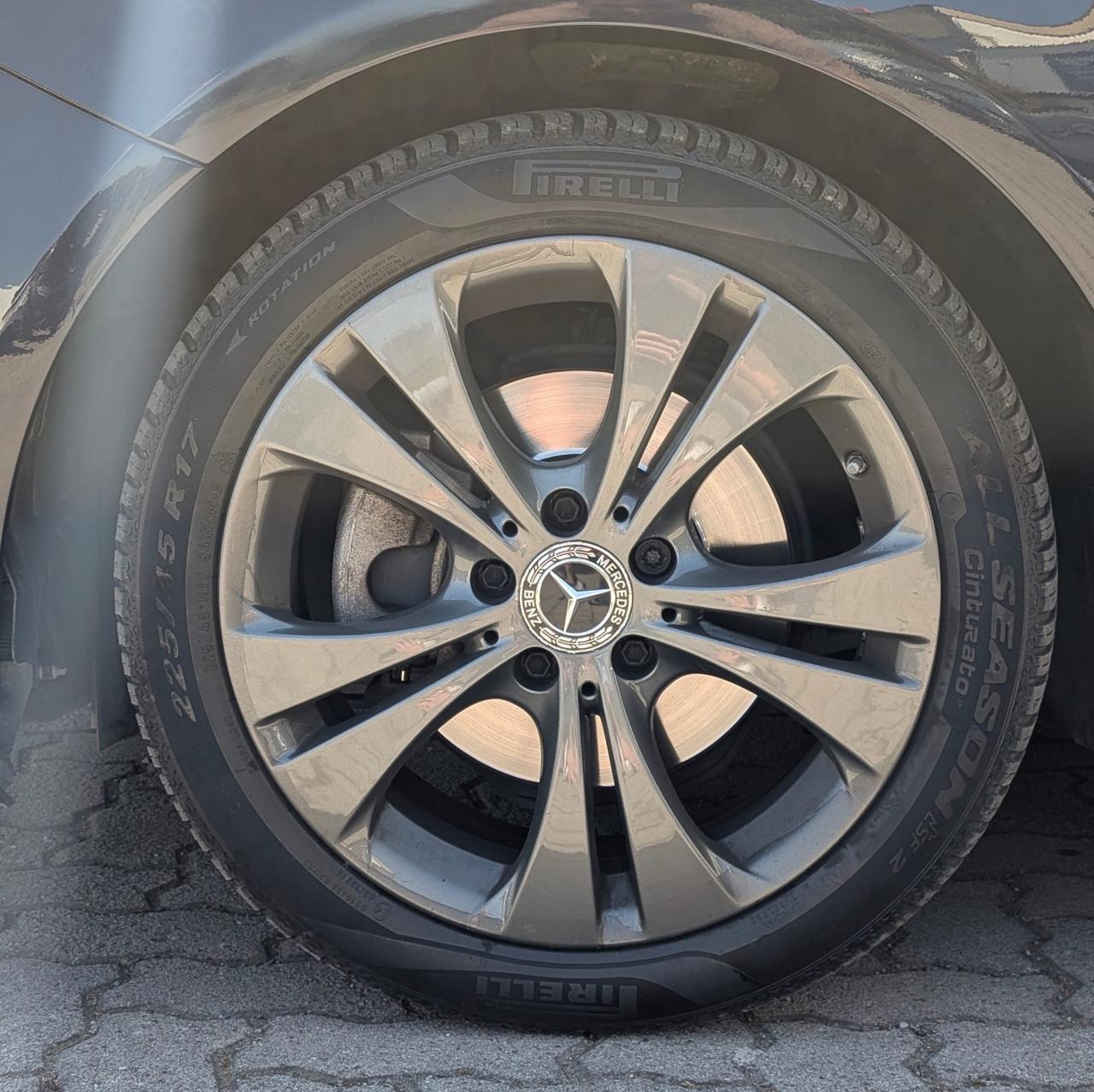 Mercedes-benz B 180 Premium