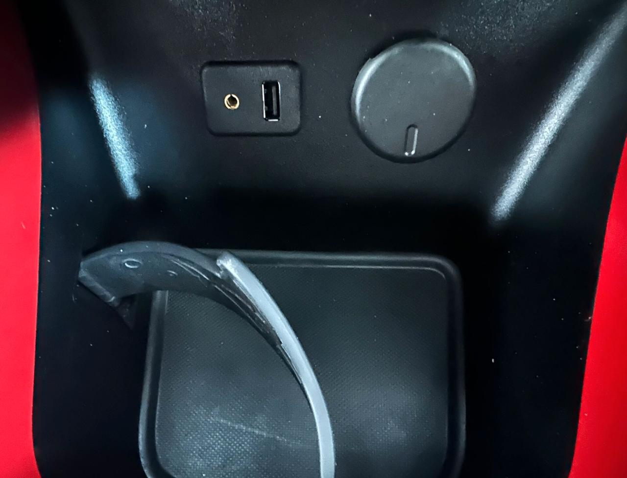 Opel Adam 1.2 70 CV White-Black Link