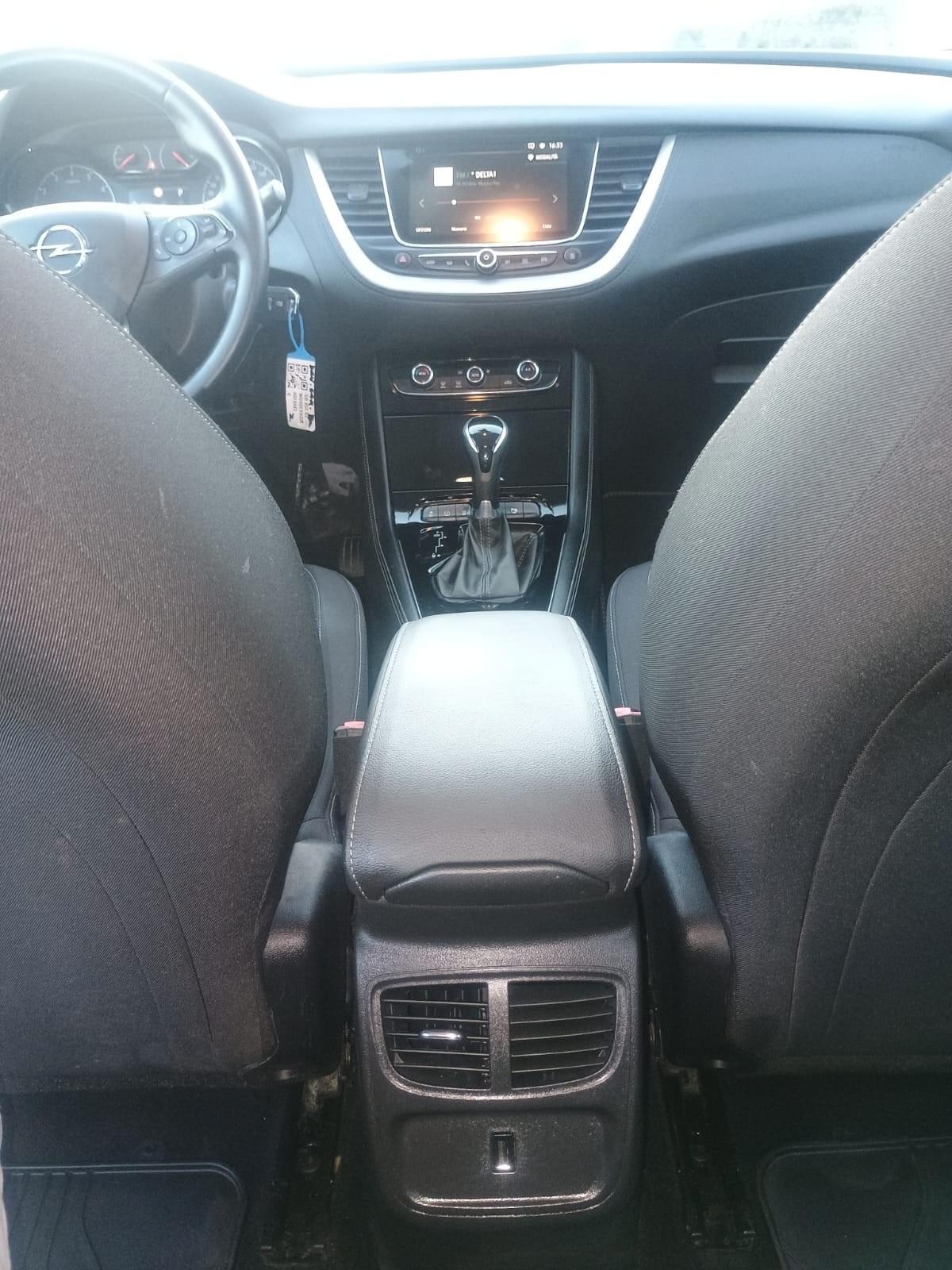 Opel Grandland X 1.5 diesel Ecotec Start&Stop Business