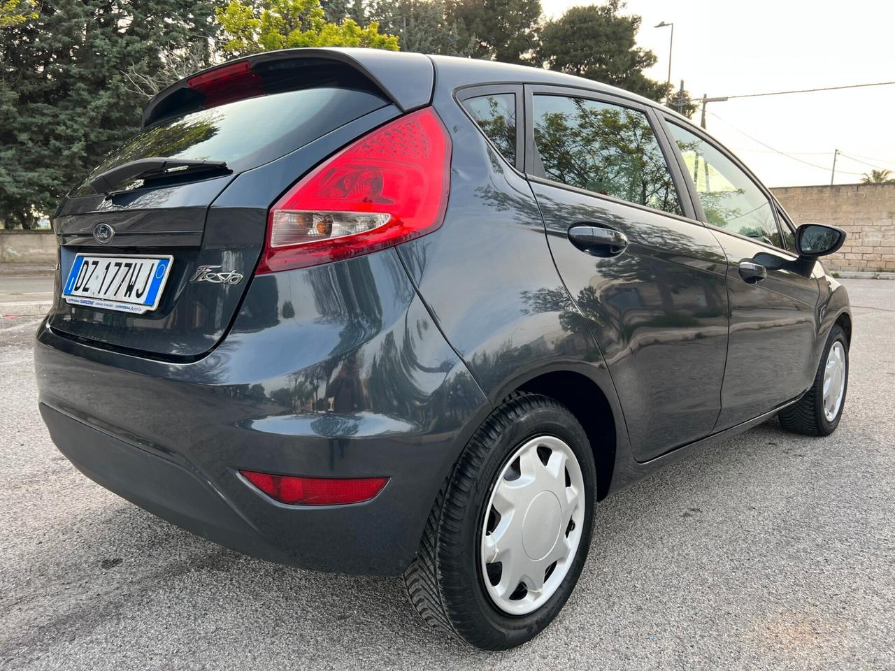Ford Fiesta 1.4 TDCi 5p. Titanium