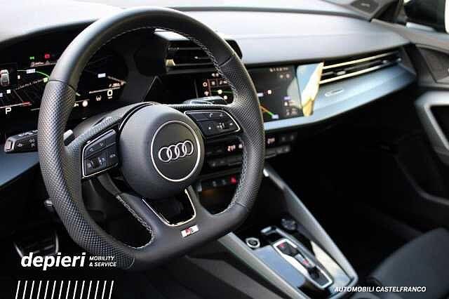 Audi A3 Allstreet 35 TFSI S tronic Identity Contrast mhev