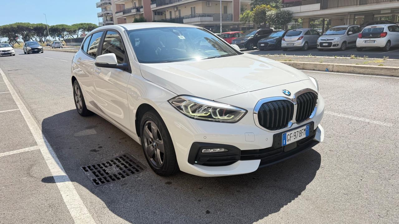 Bmw 118 118d 5p. Business Advantage LED NAVI CERCHI 18 PDC CLIMA AUTOMATICO