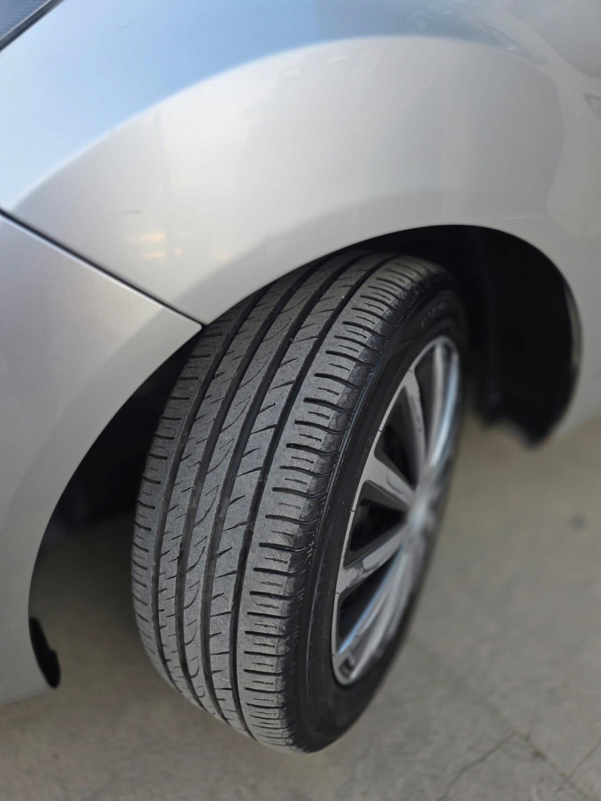Ford Fiesta Fiesta+ 1.4 TDCi 68CV 5 porte
