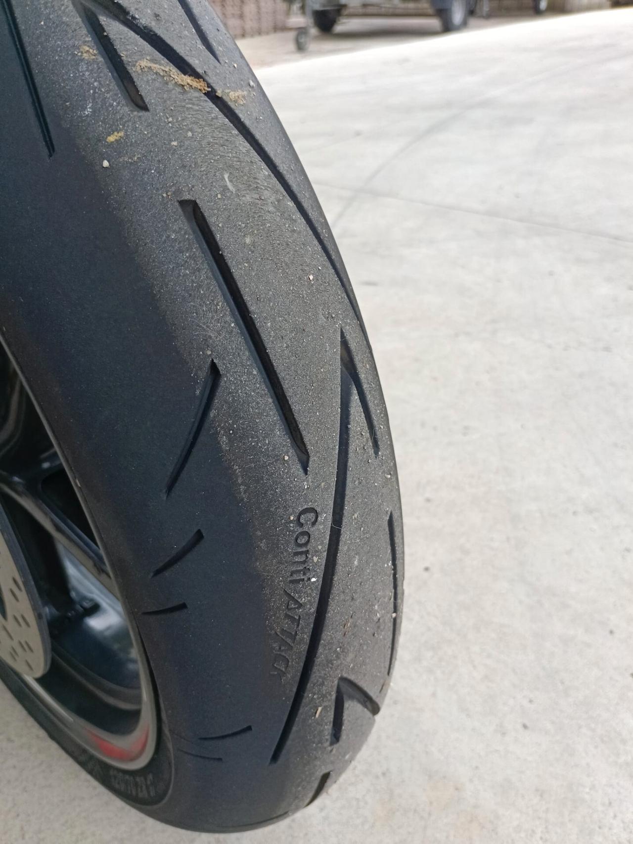 Aprilia RSV 1000
