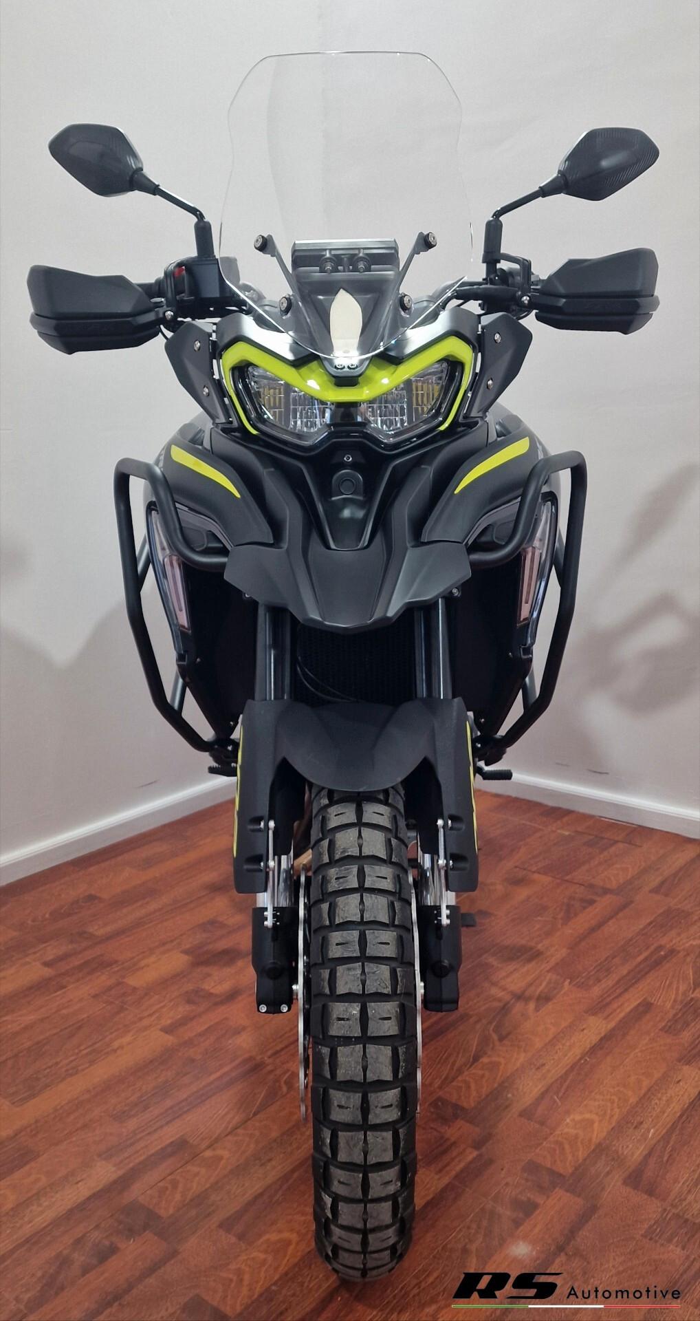 Benelli TRK 702 X