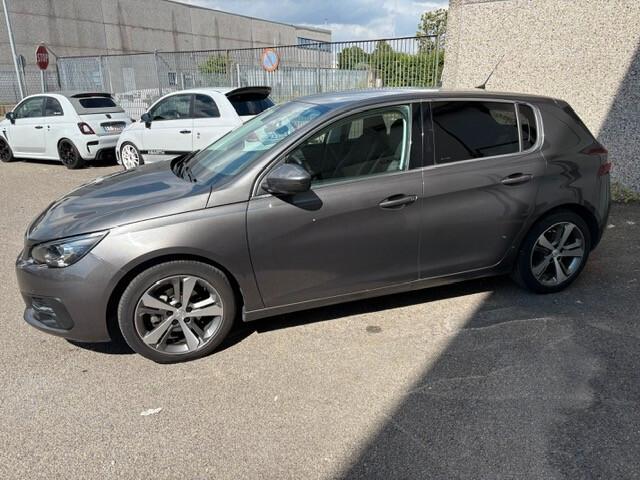 Peugeot 308 BlueHDi 130 S&S Allure