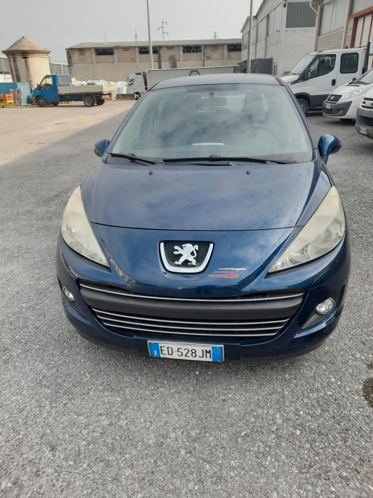 Peugeot 207 1.4 8V 75CV 5p. X Line