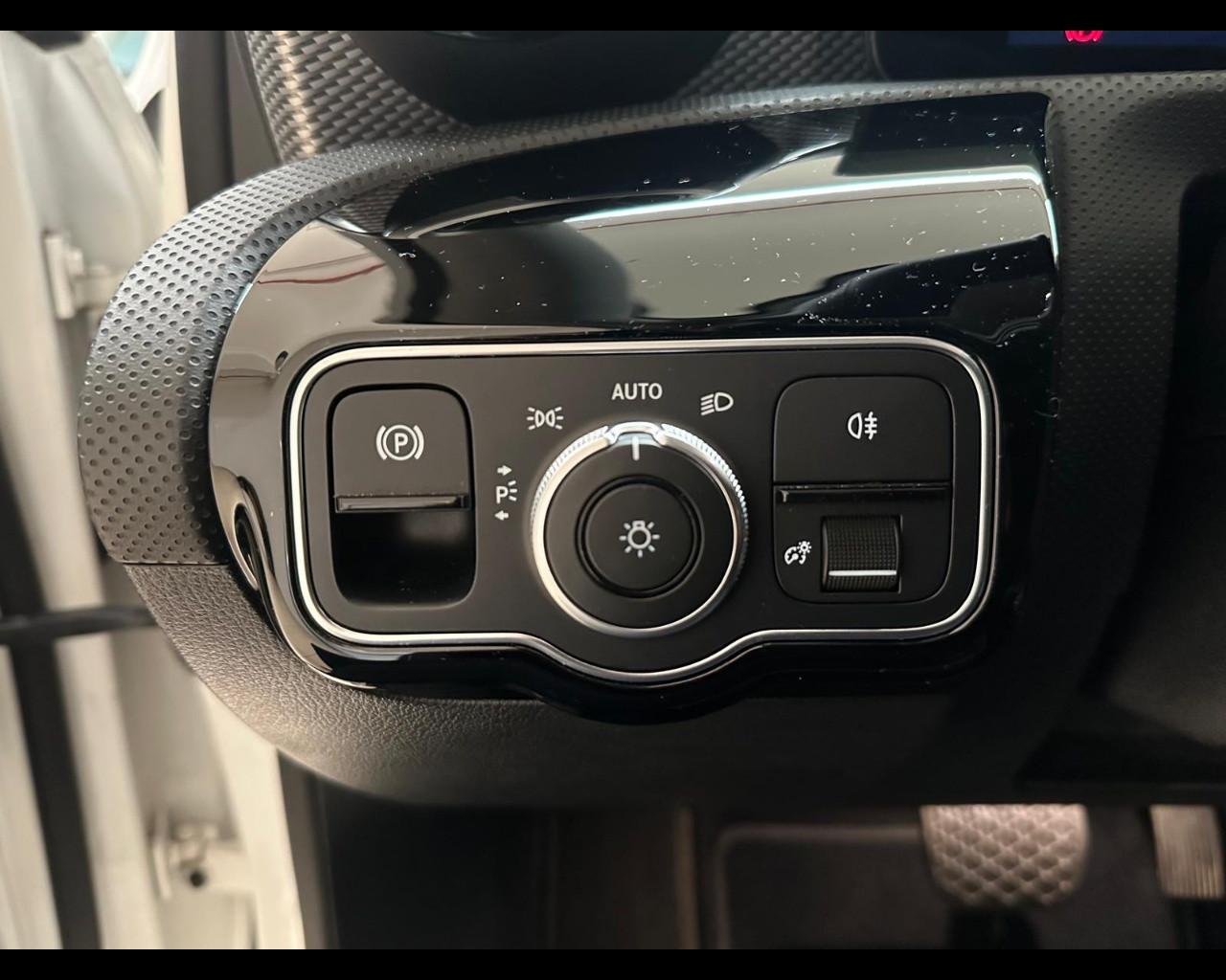 Mercedes-Benz Classe A (W177) - A 180 d Automatic Sport