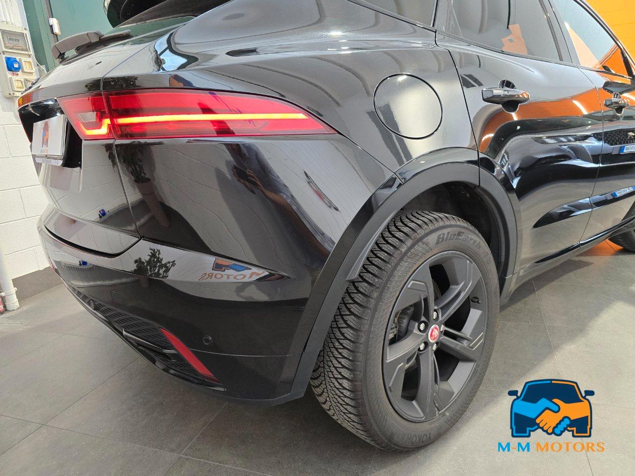 Jaguar E-Pace 2.0d i4 mhev R-Dynamic Black awd 163cv auto GAR.UFF. 03/2028