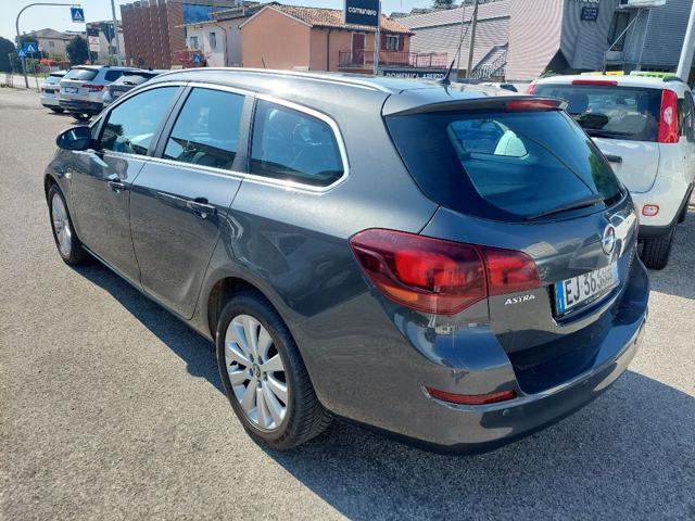 OPEL Astra 1.7 CDTI 125CV Sports Tourer Cosmo