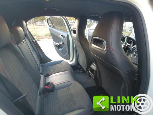 MERCEDES-BENZ GLA 220 4MATIC Premium AMG Night Edition 4matic