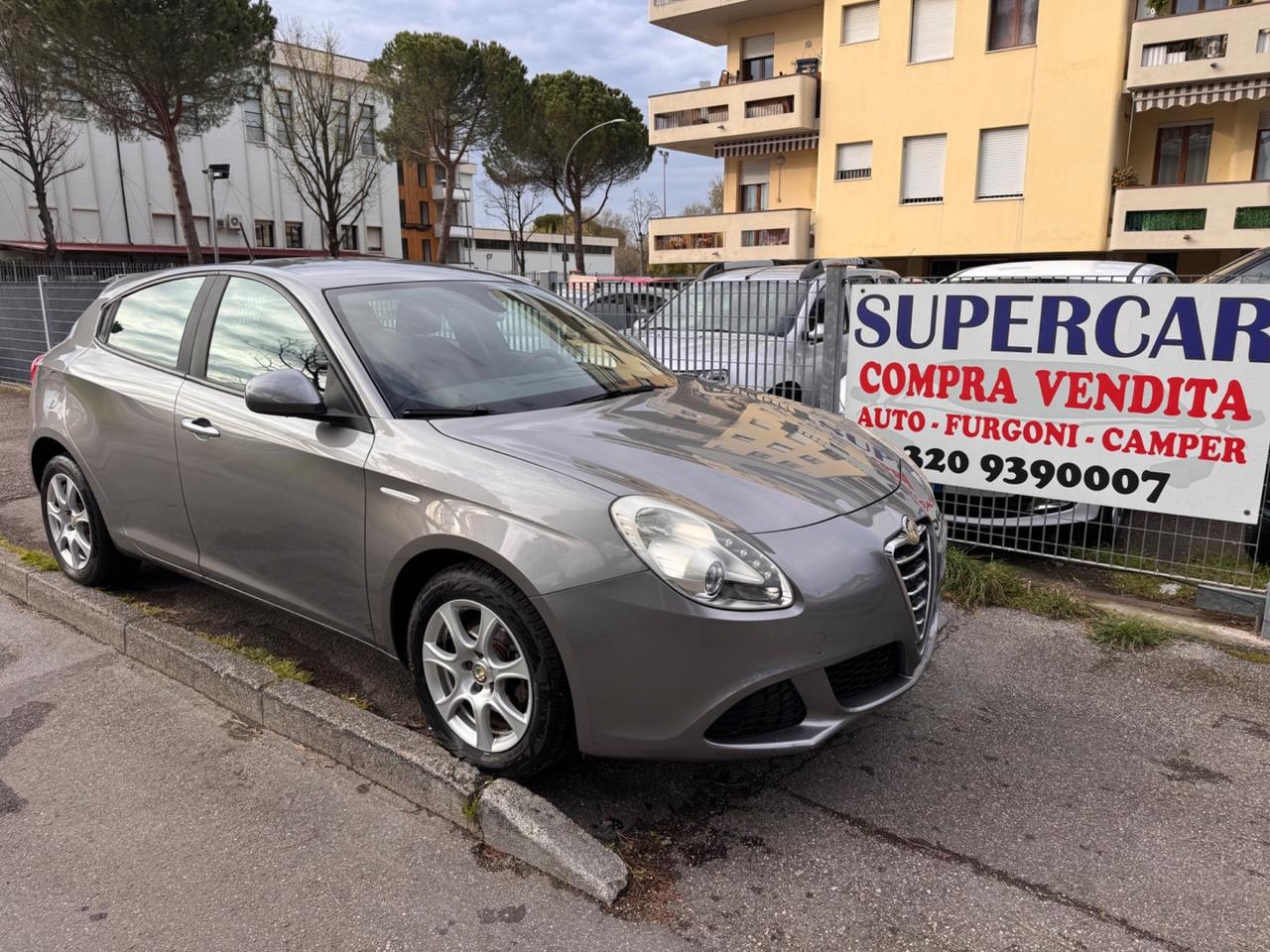 Alfa Romeo Giulietta 1.6 JTDm-2 neopaten garanzia 12m