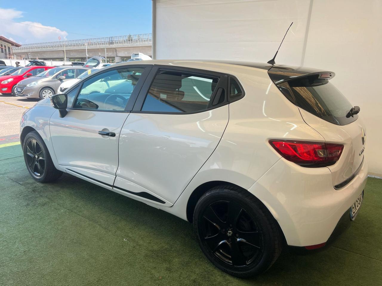 RENAULT CLIO 1.2 BENZINA/GPL 75CV