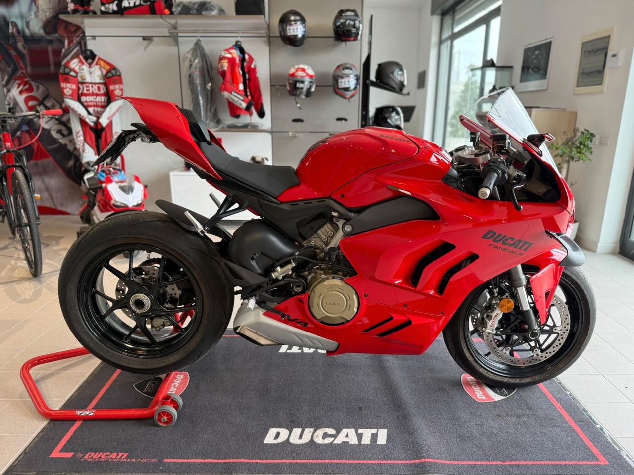 Ducati Panigale V4 BASE MY 2024 UNICO PROPRIETARIO