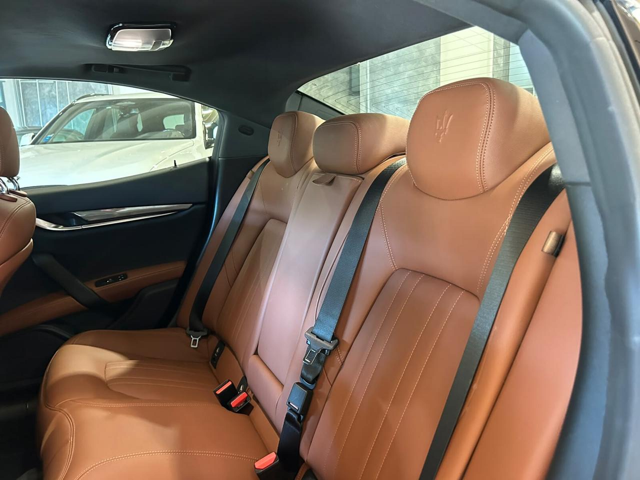 Maserati Ghibli 330 CV MHEV GT