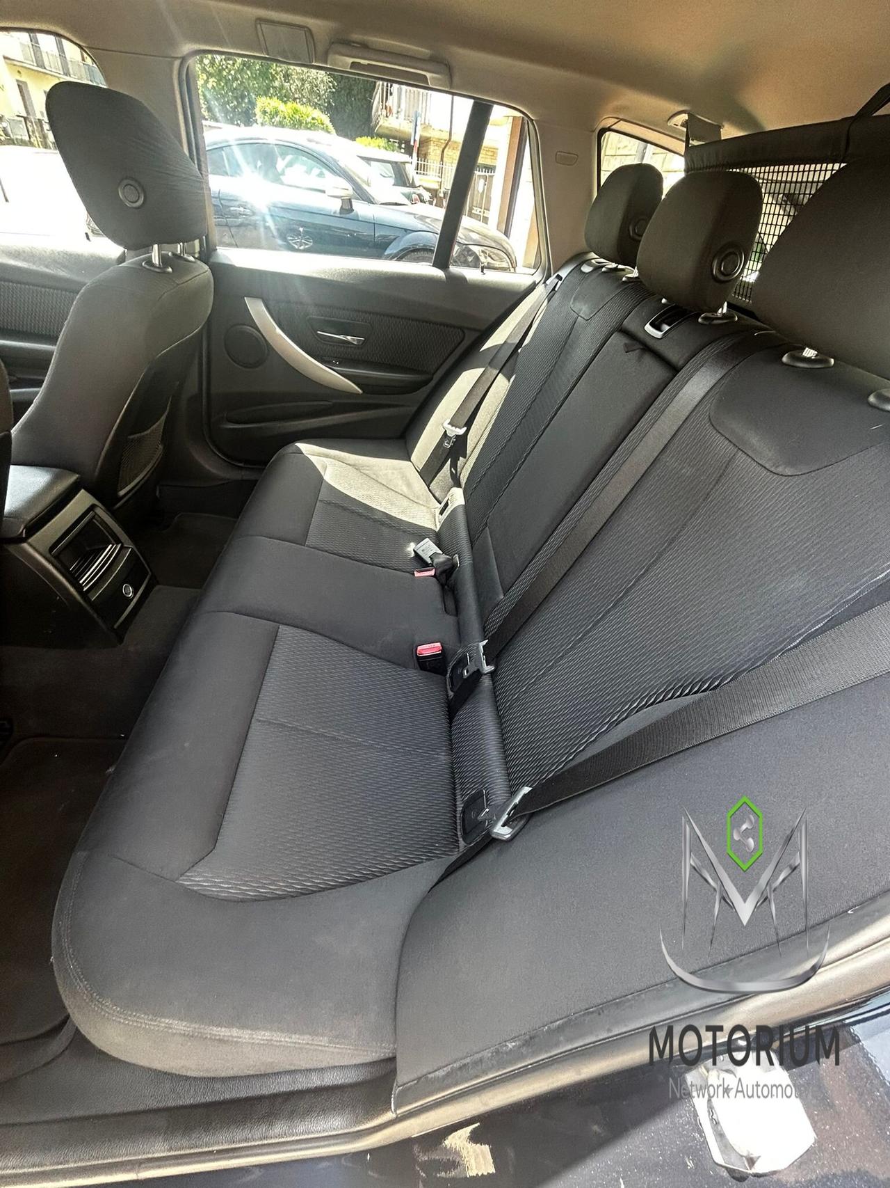 BMW 320D touring business advantage 190 CV