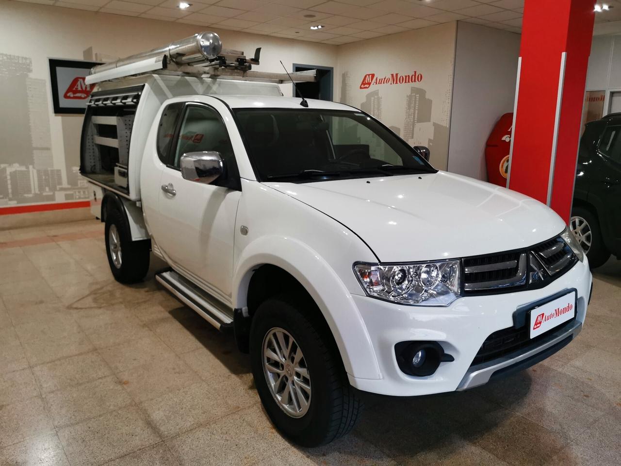 Mitsubishi L200 2.5 DI-D/178CV DC Intense Plus DPF AUTOVEICOLO SPECIALE