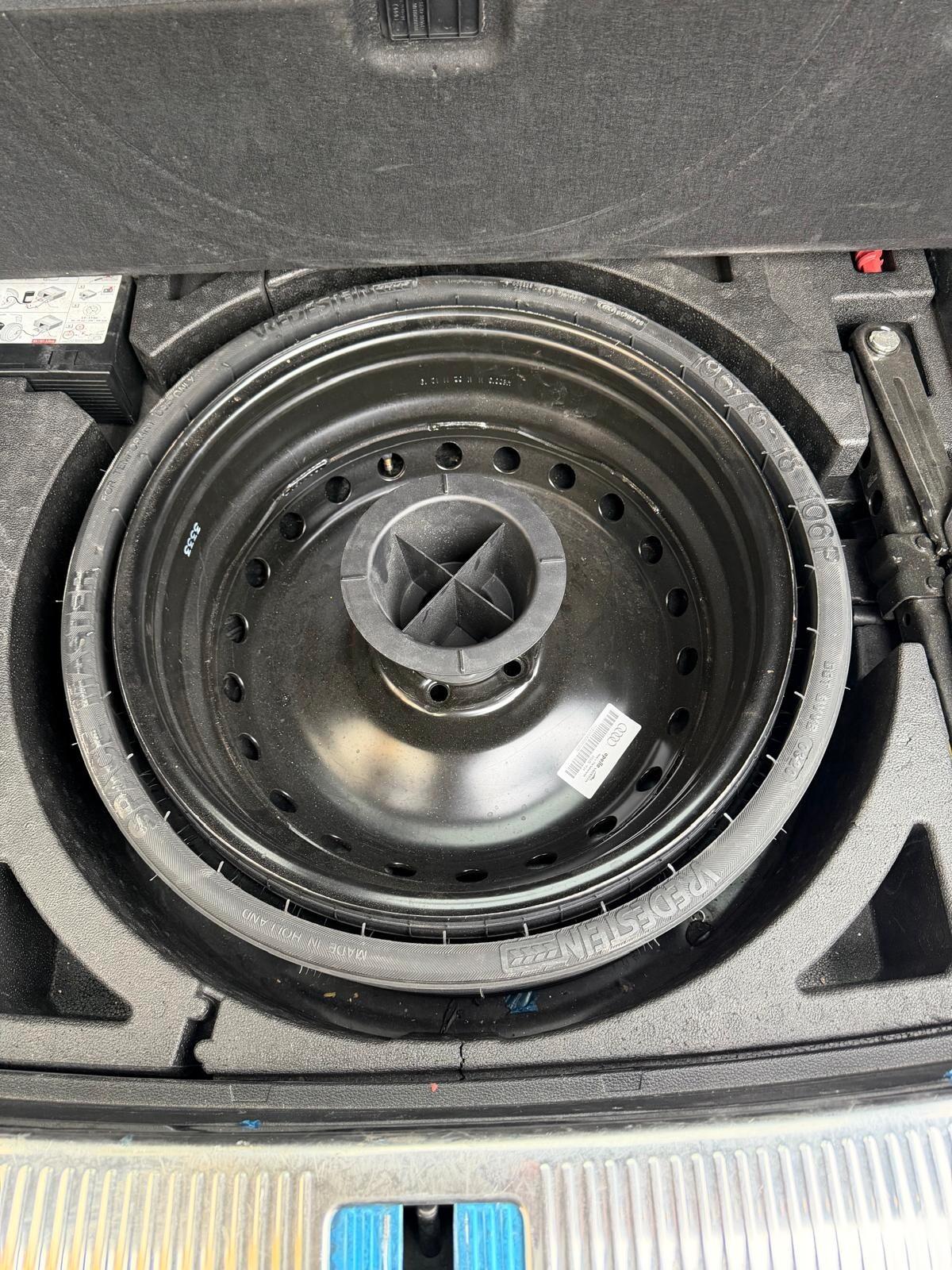 Audi Q5 35 TDI quattro S tronic Business Design