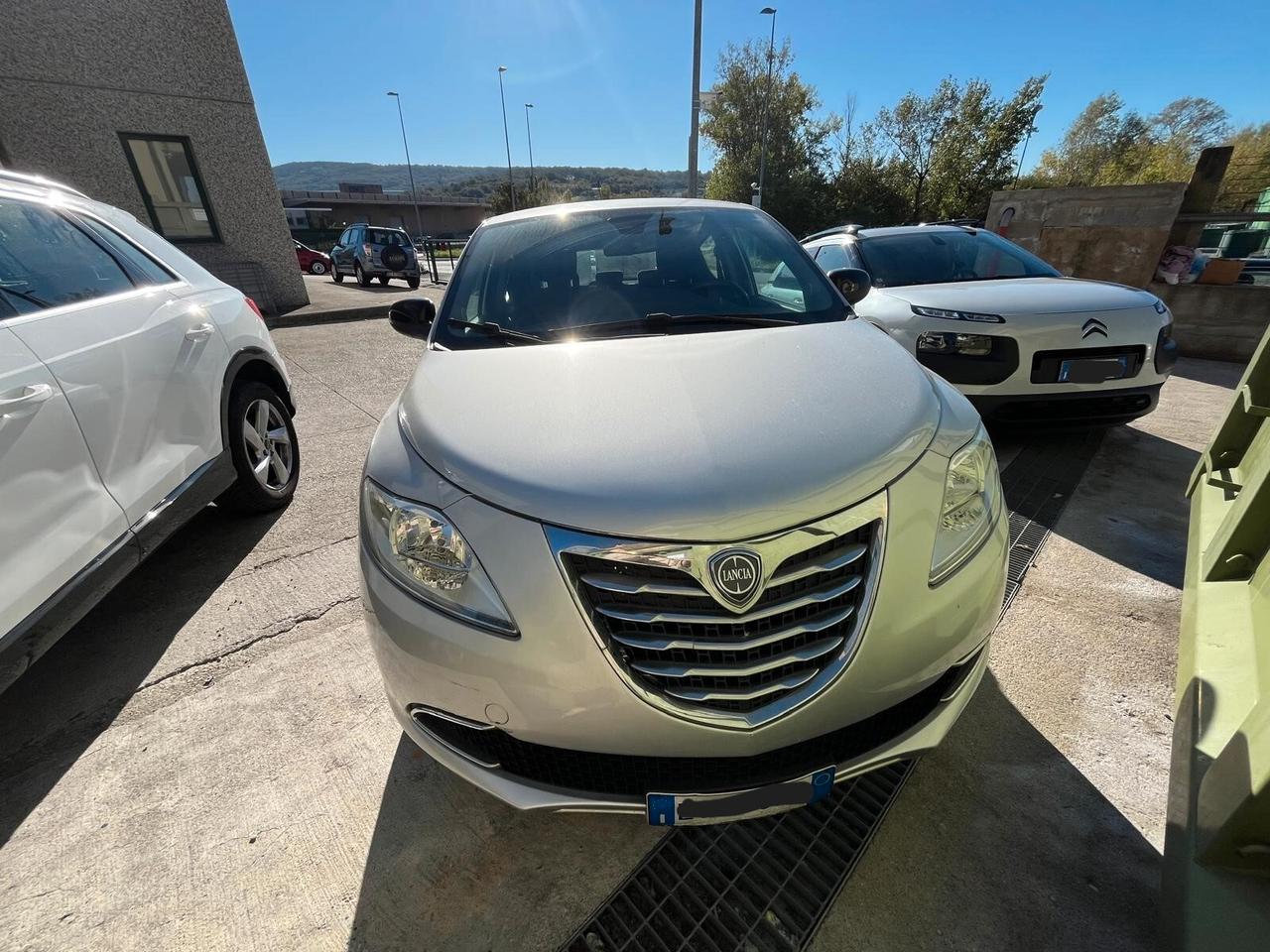 Lancia Ypsilon ok neopatentati