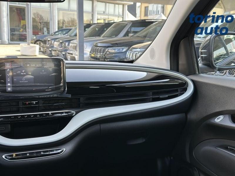 FIAT 500 Action Berlina