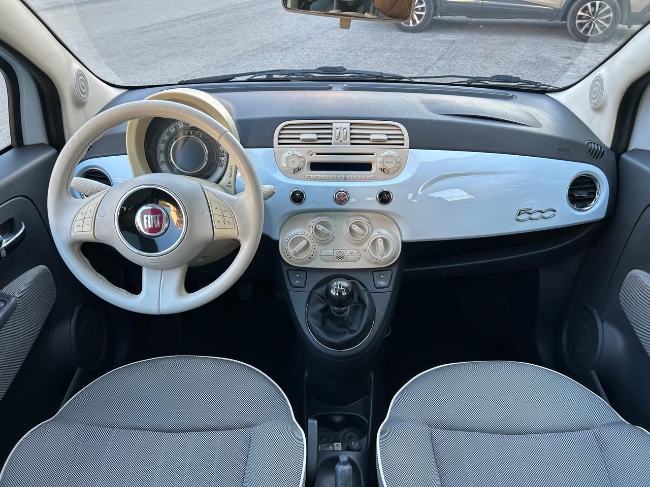 Fiat 500 1.2 Lounge ideale per neo patentati
