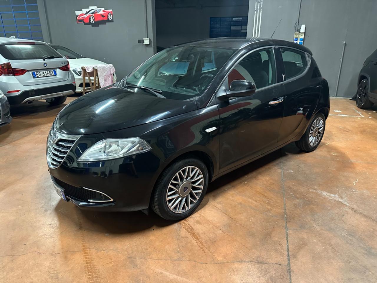 Lancia Ypsilon 1.3 MJT 16V 95 CV 5 porte S&S Gold