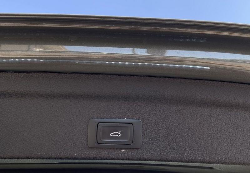 Audi Q3 SPB S Line esterno 2.0 TDI 200CV S-Tronic quattro 40