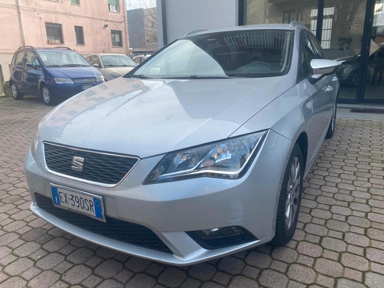 Seat Leon 1.6 TDI 105 CV ST Business NAVI