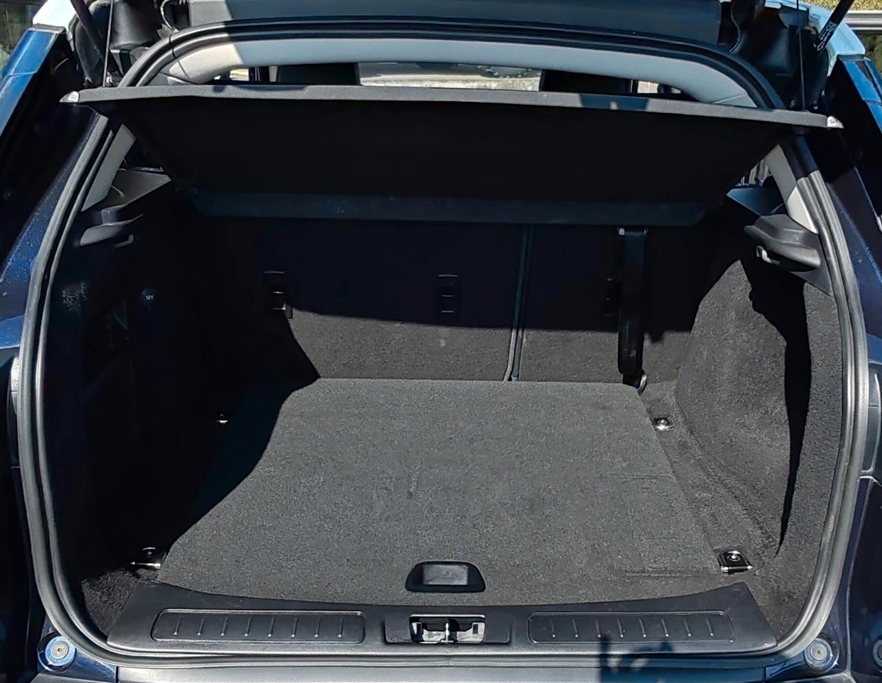 Land Rover Range Evoque 2.2 TD4 5p. Pure