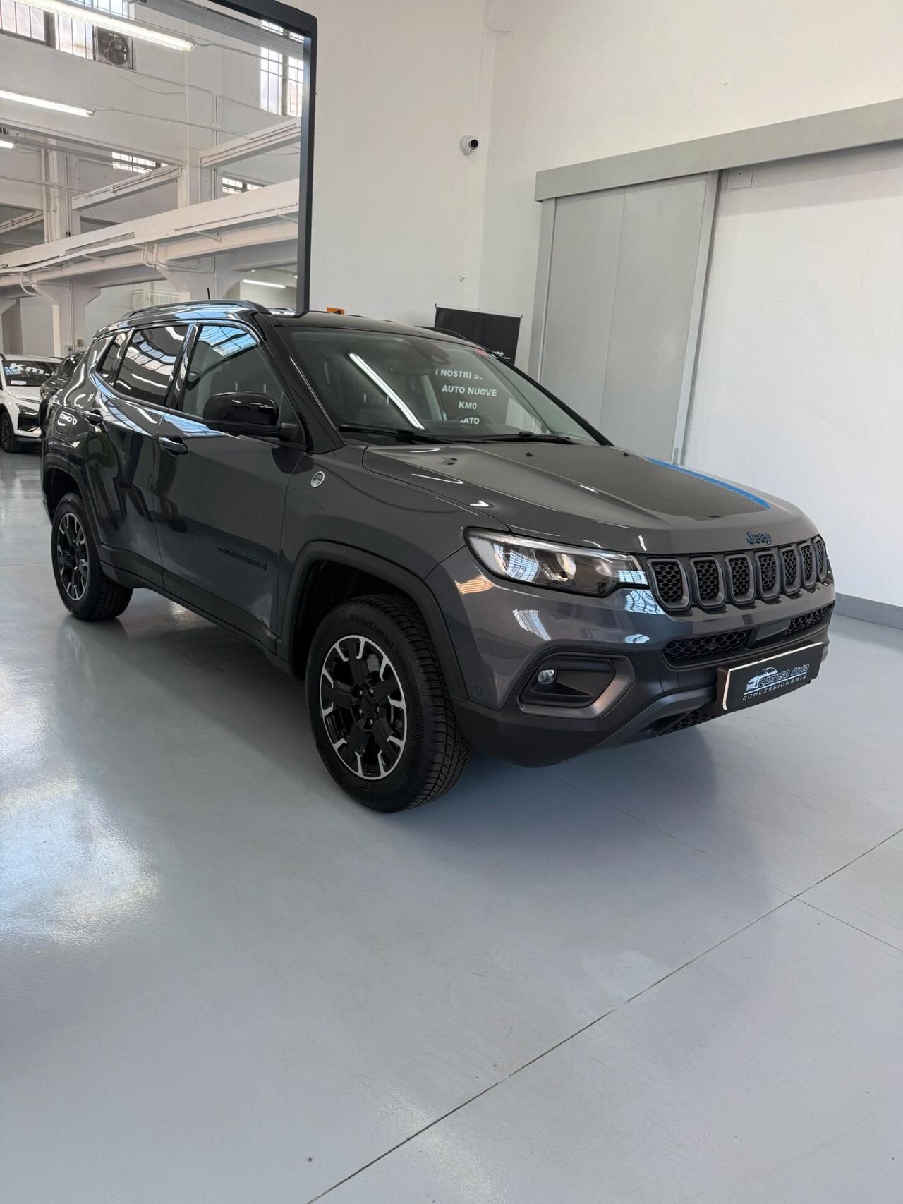 Jeep Compass 1.3 Turbo T4 240 CV PHEV AT6 4xe Trailhawk