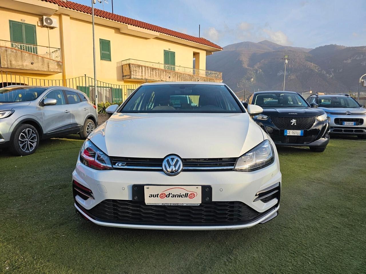 Volkswagen Golf 1.6 TDI 115 CV 5p. R-Line