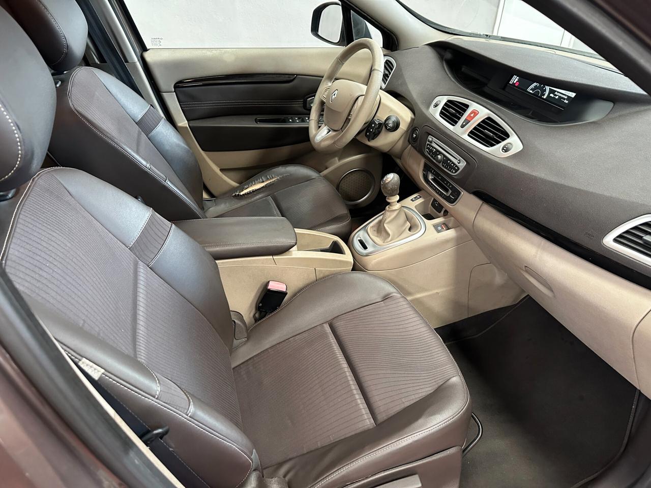 Renault Grand Scénic 7posti 1.9 dCi 130CV Luxe