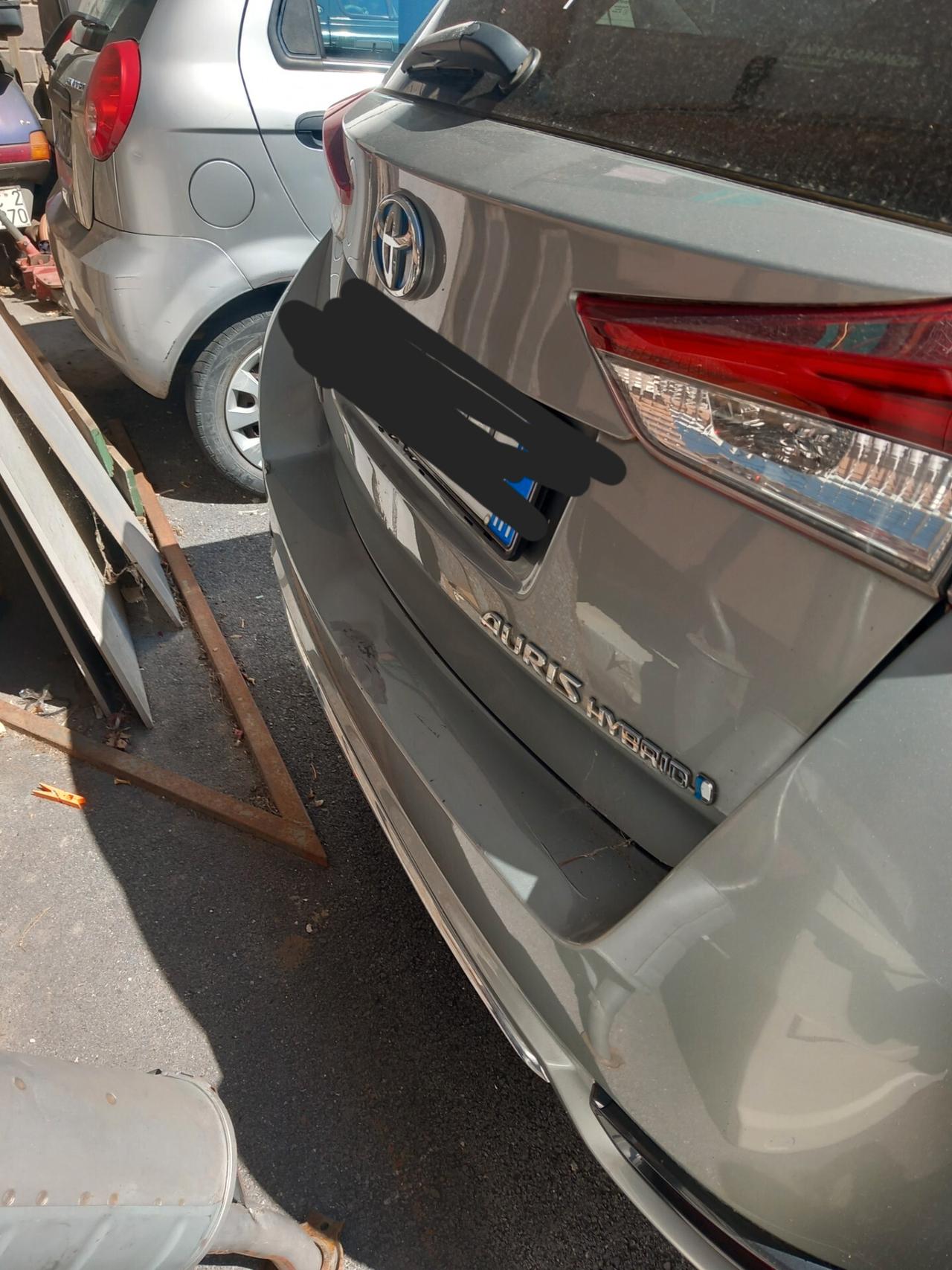 Toyota Auris Touring Sports 1.8 Hybrid Business