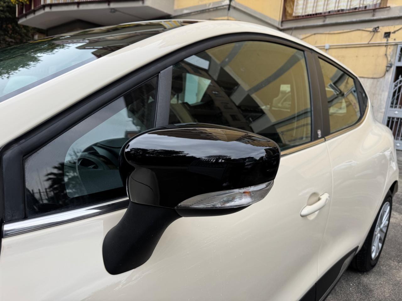 Renault Clio dCi 8V 75CV Start&Stop 5 porte Energy Life