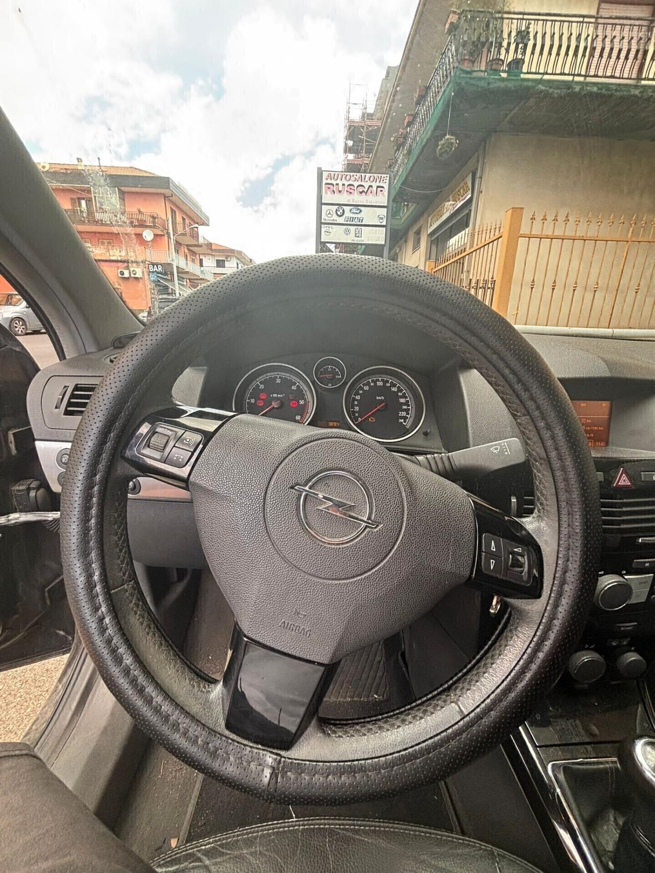 Opel Astra GTC 1.7 CDTI 125CV 3 porte Enjoy