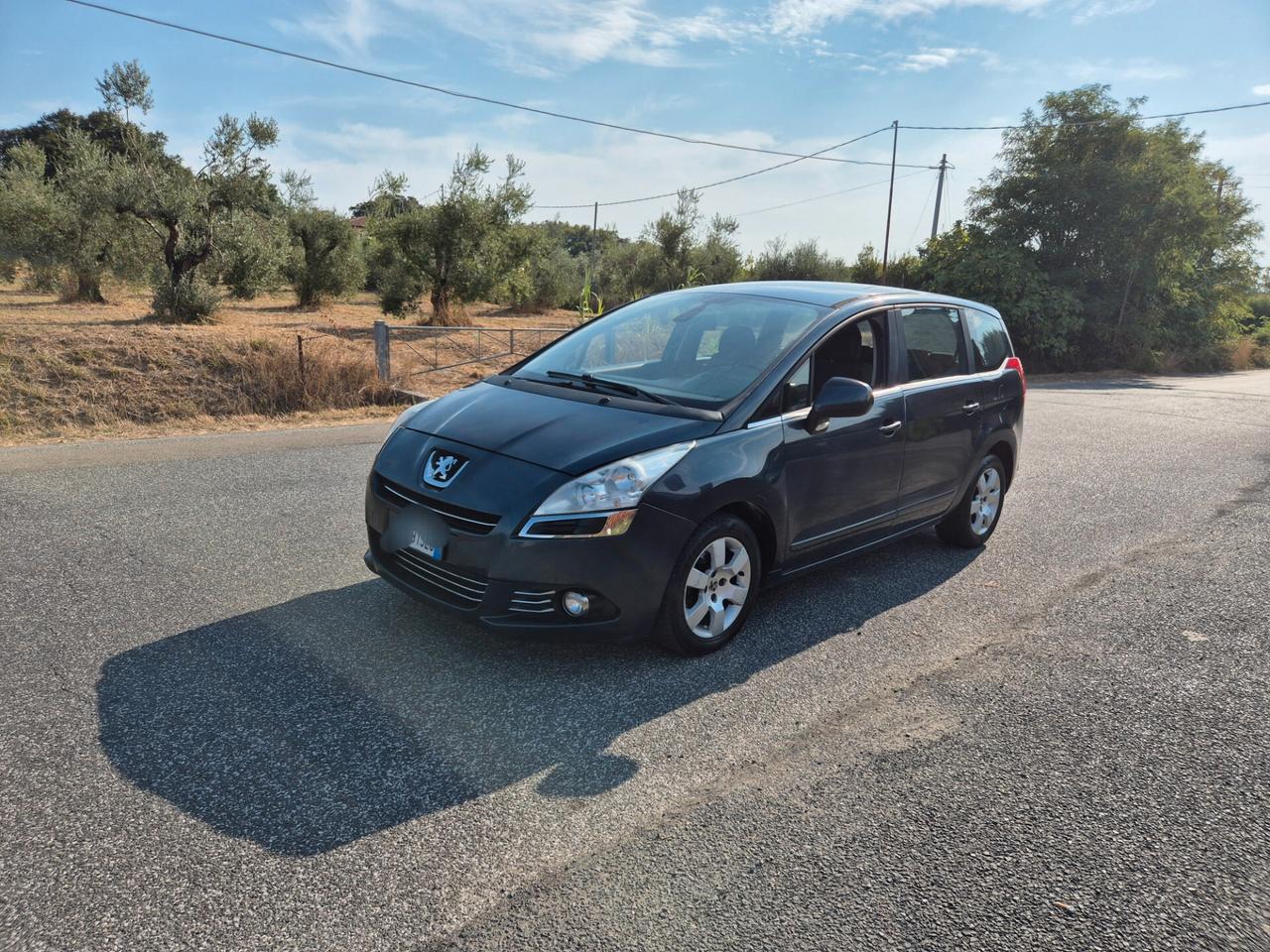 Peugeot 5008 1.6 HDi 112CV Active