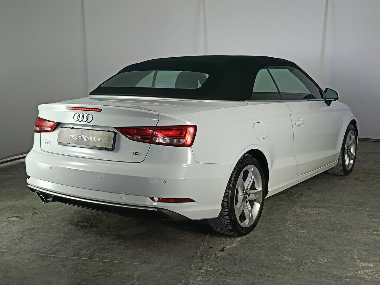 AUDI A3 III 2016 Cabriolet - A3 Cabrio 1.6 tdi Sport 116cv