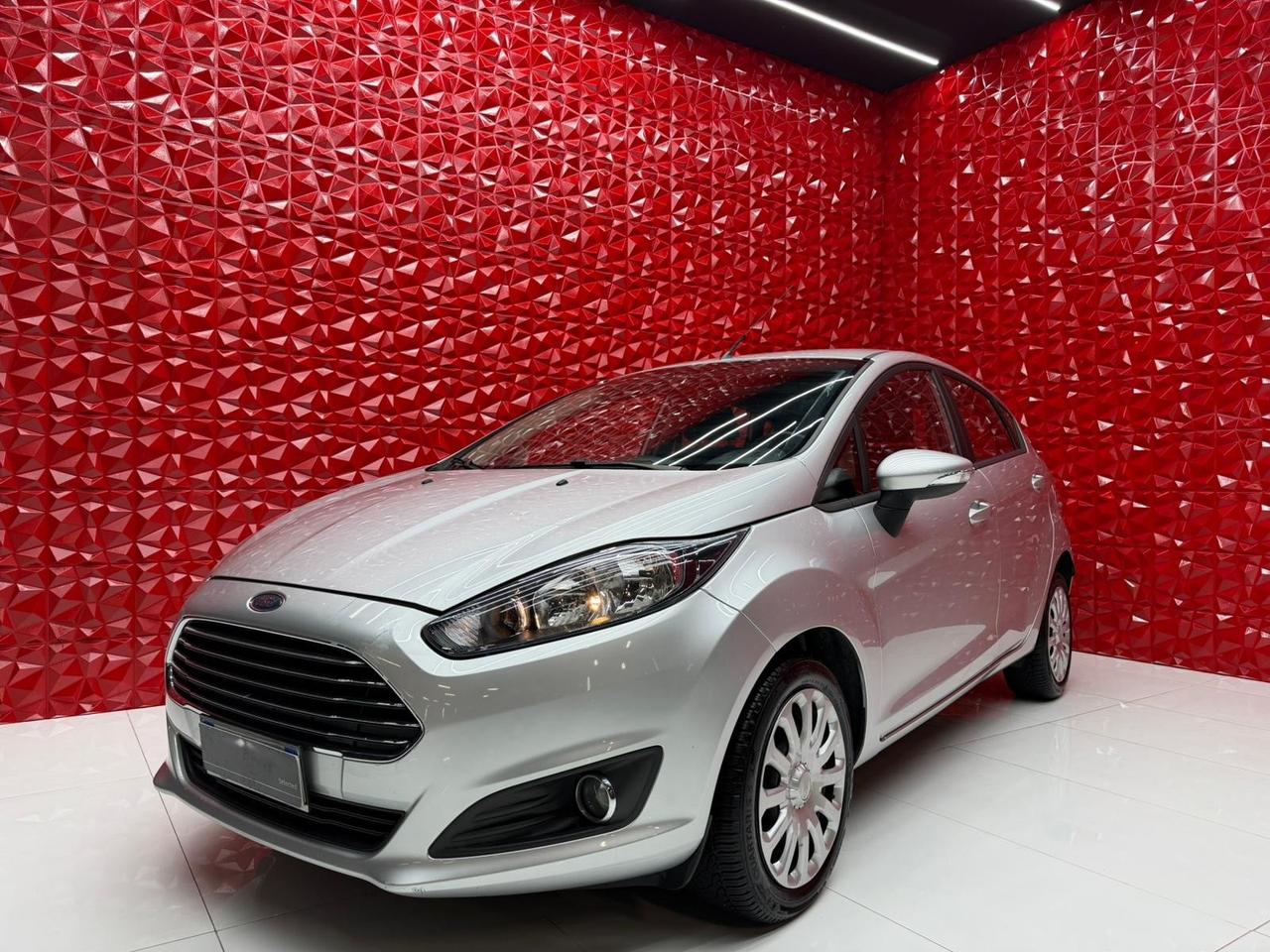 Ford Fiesta 1.4 5 porte Bz.- GPL Black & White Edition OK NEOPATENTATI