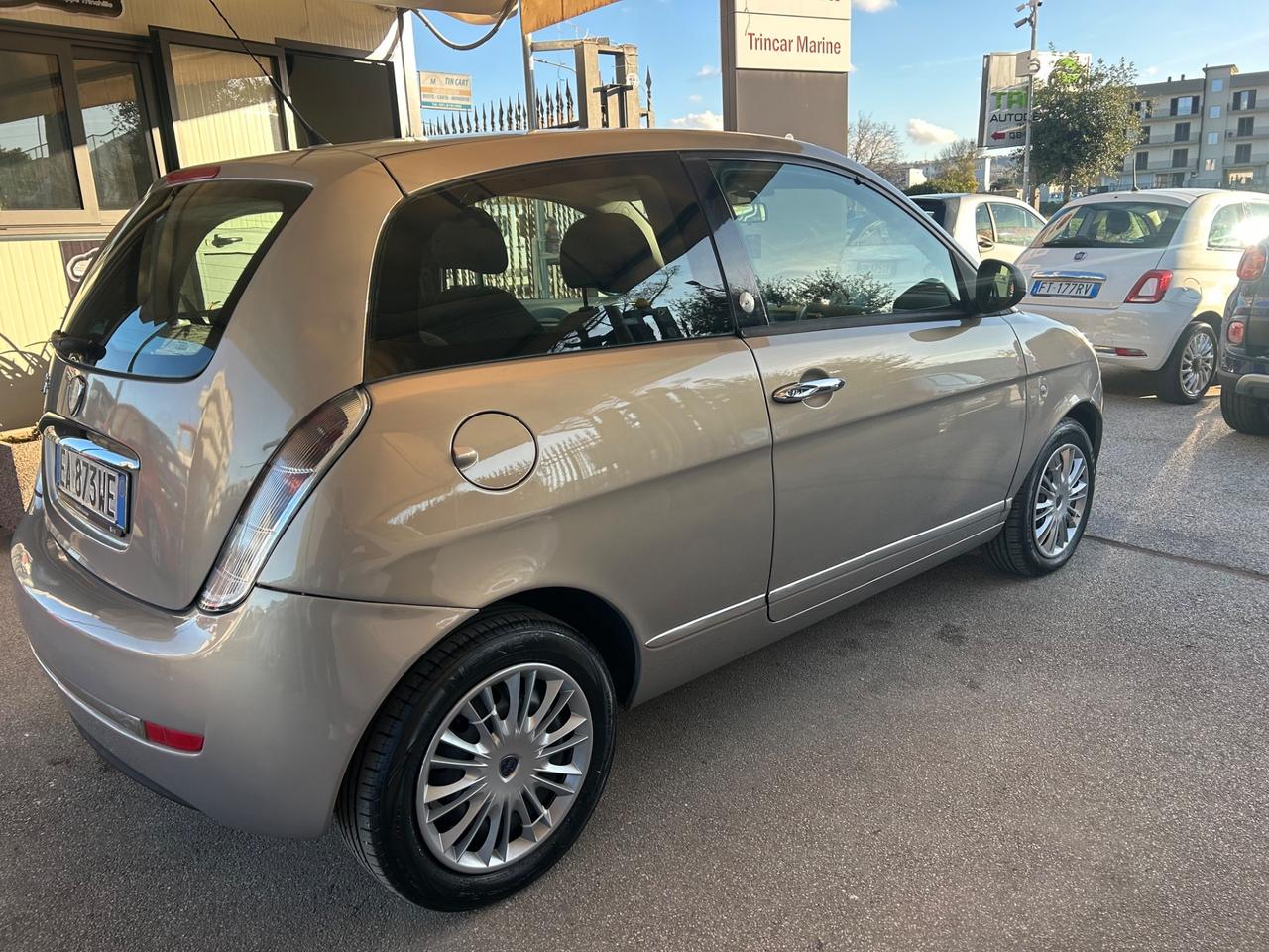 Lancia Ypsilon 1.4 Elle Ecochic GPL