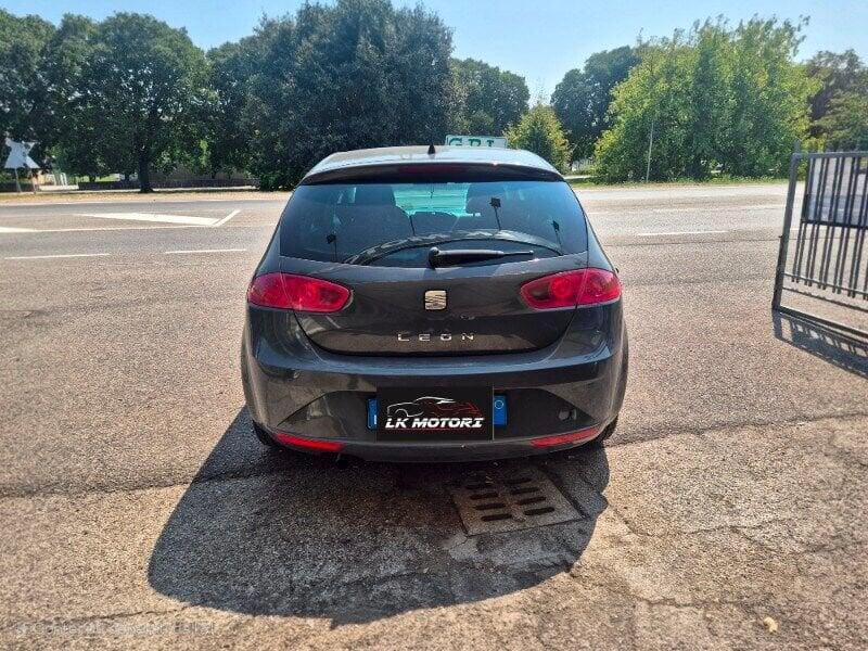 Seat Leon Leon 1.6 Style (MY09)