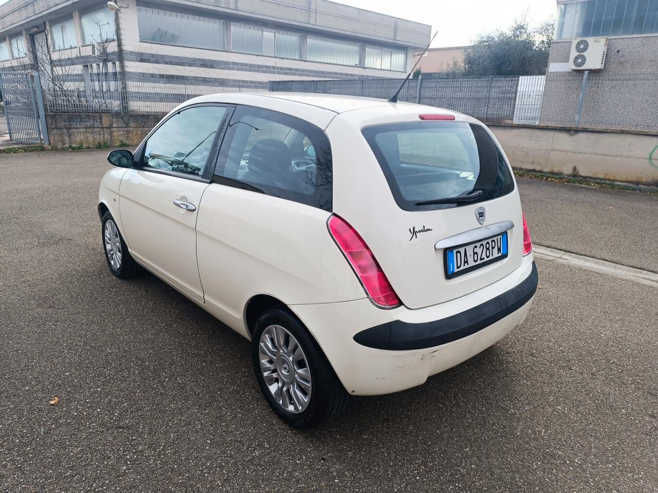 Lancia Ypsilon 1.2 SOLO 108.000 KM NEOPATENTATI