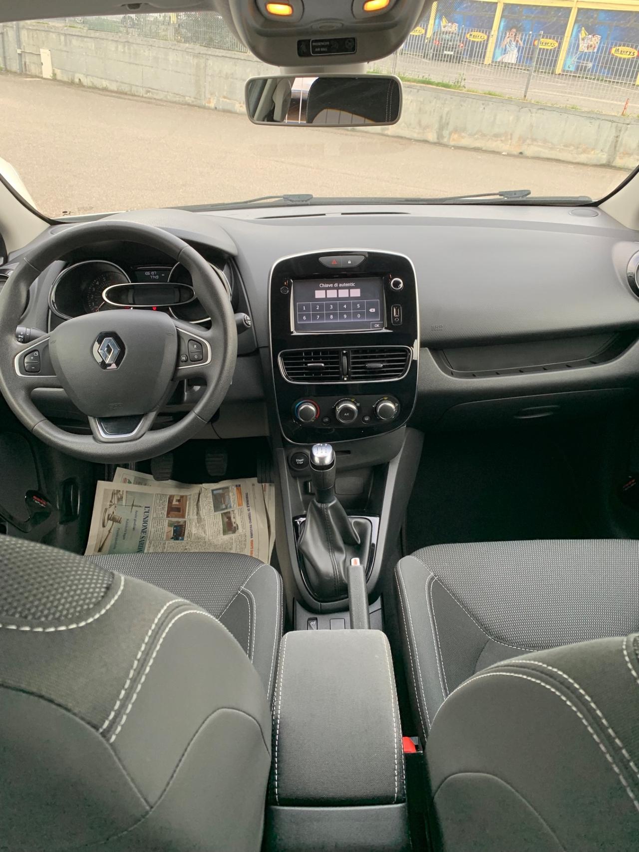 Renault Clio 1.2 75CV 5 porte Zen